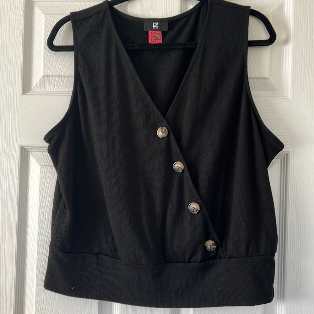 Cute cropped tank